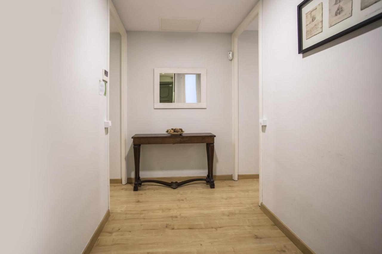 23par1007 Comfortable In Paralel Apartment *