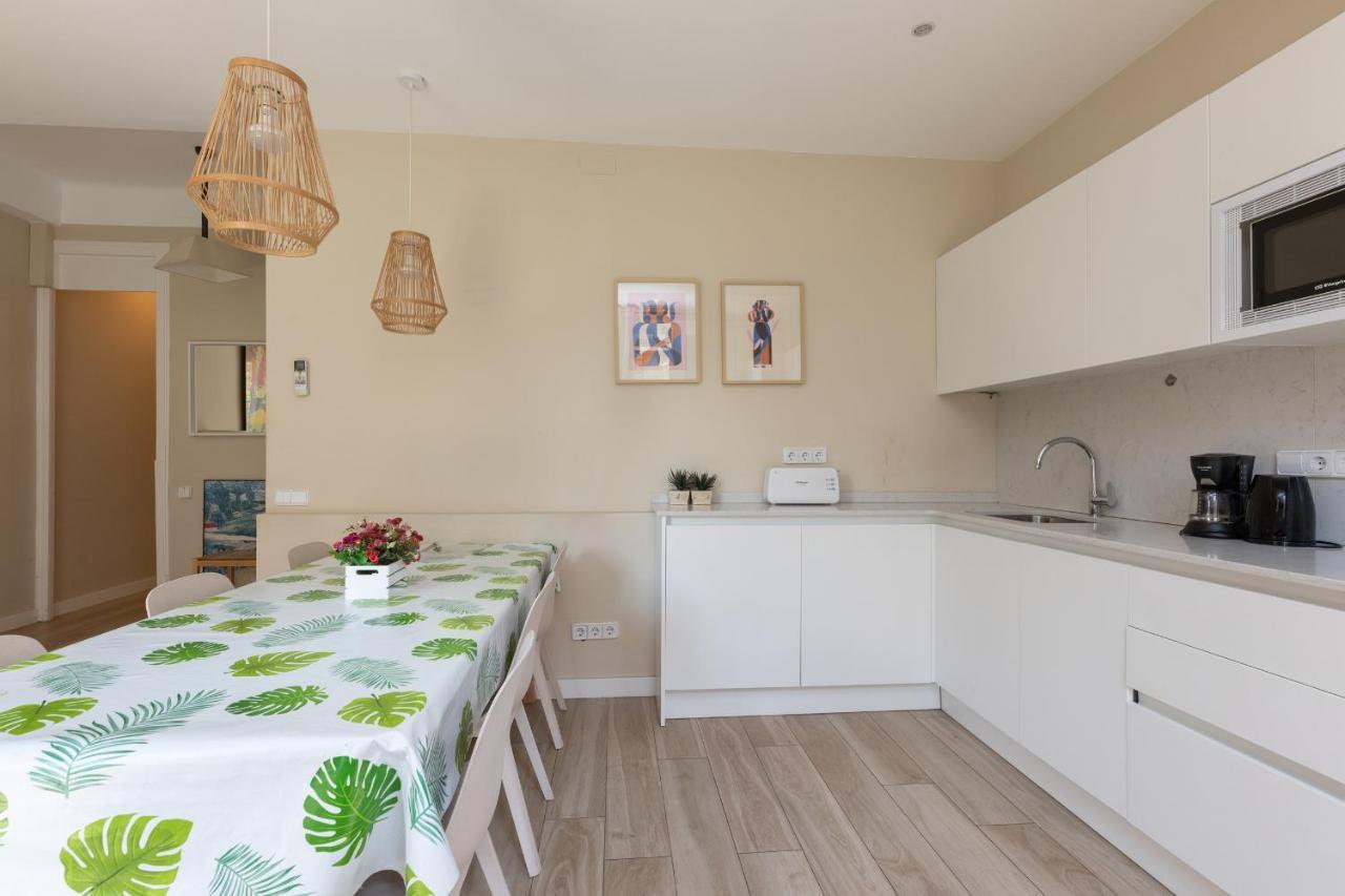 Apartamento Aparteasy - Family 4-bedroom Barcelona