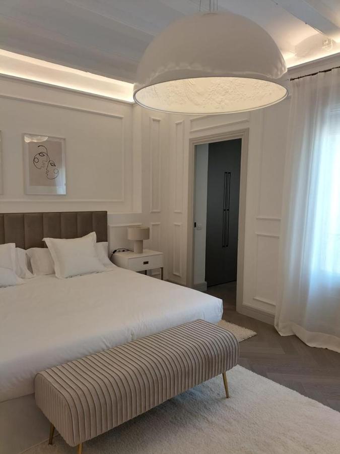 Stunning Luxury Apartment, 2 Min Walk From Soho House * Barcelona