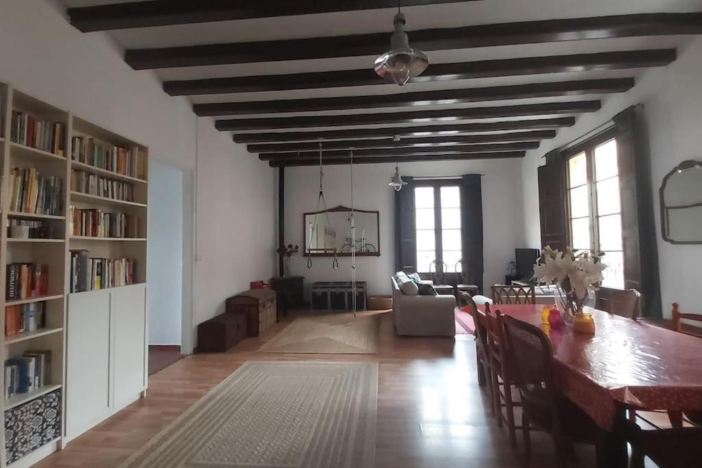 Habitación en casa particular Small In Sants With Huge Terrace Barcelona