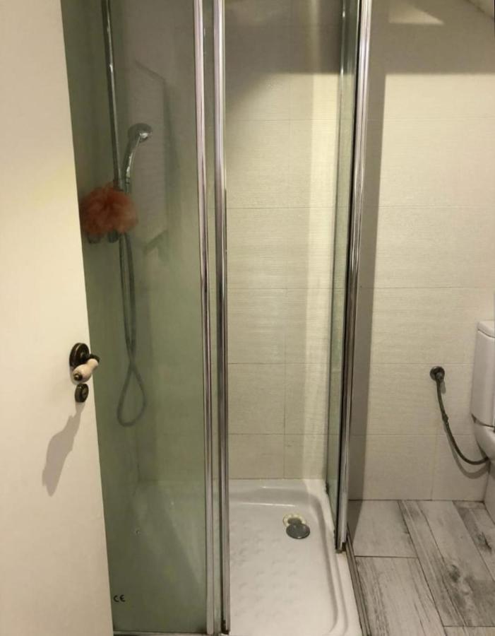 Studio Or With Private Bathroom Or With Shared Bathroom *