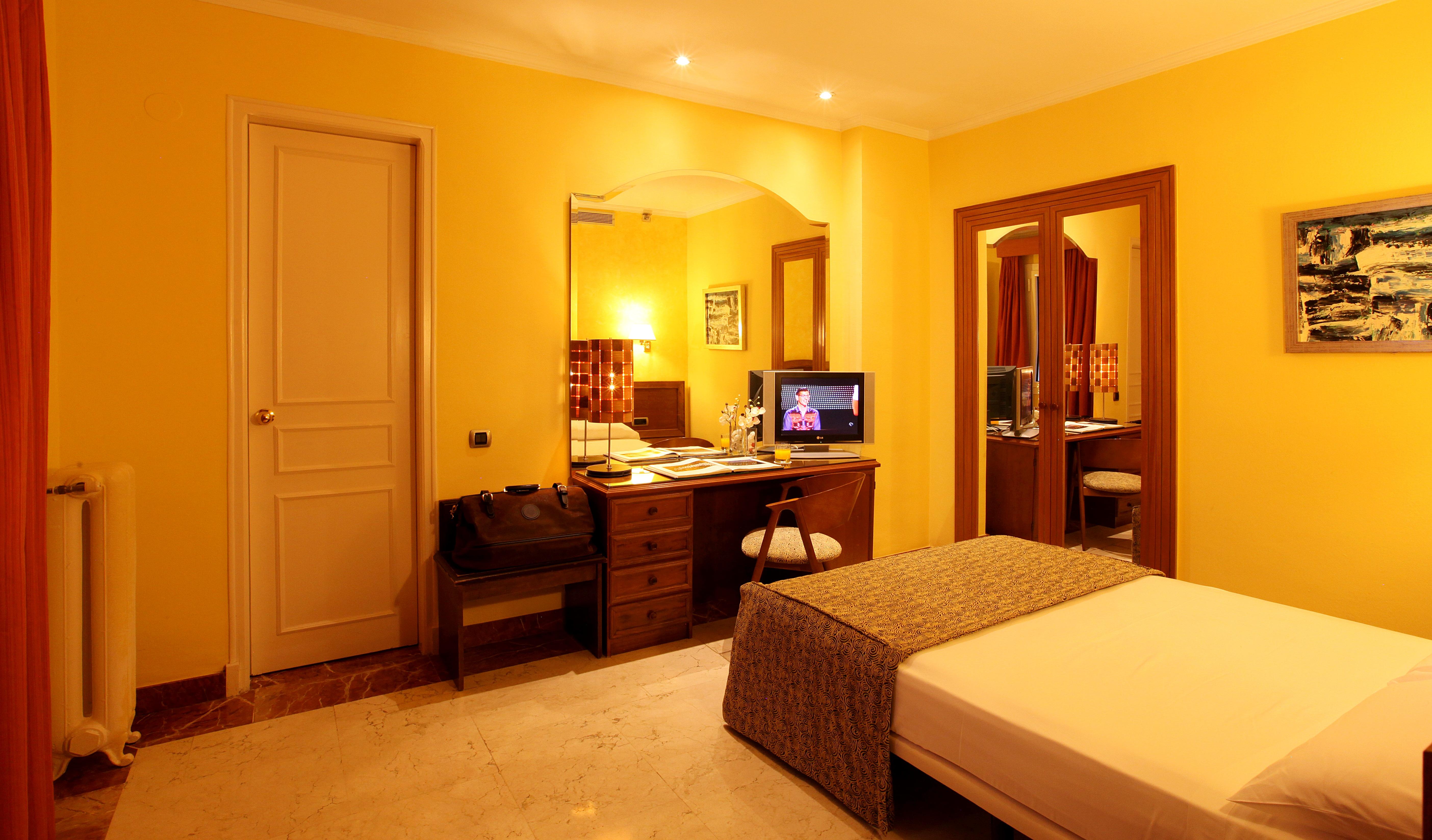 Nouvel Hotel