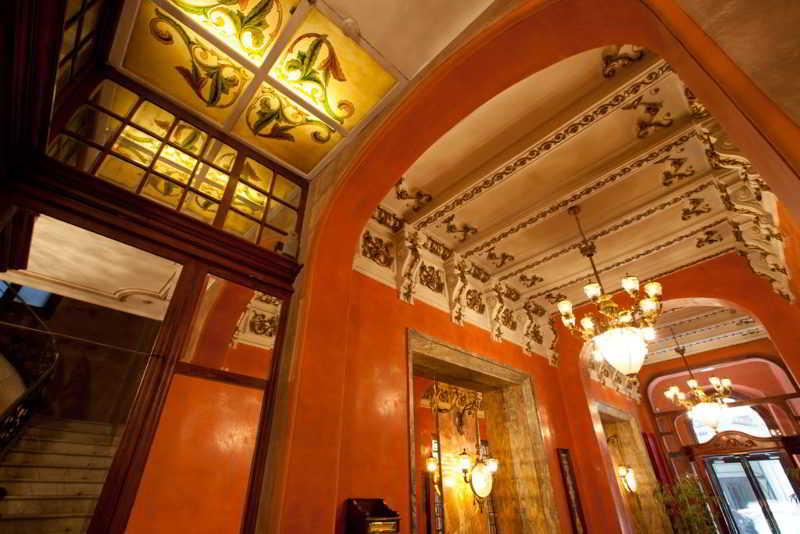 Hotel Nouvel 3*