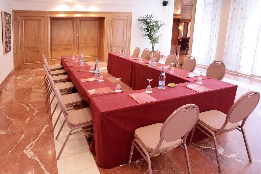 Hotel Lamaro