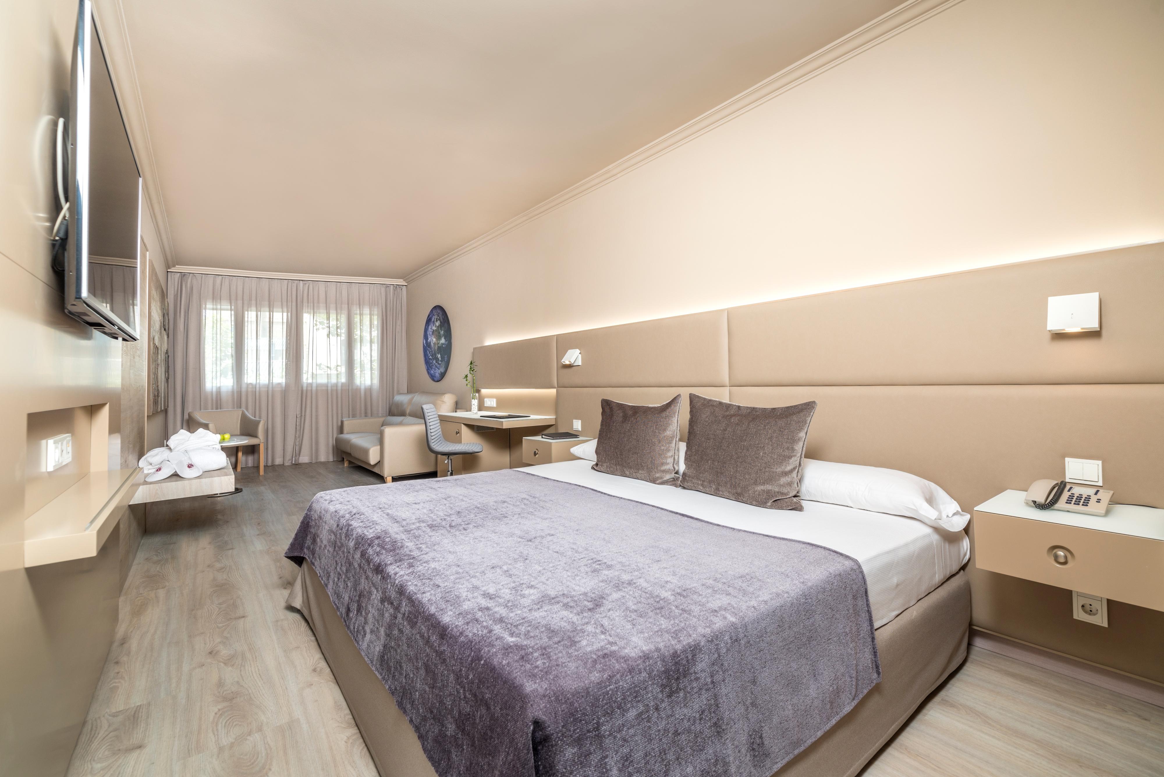 Sallés Pere Iv 4* Barcelona