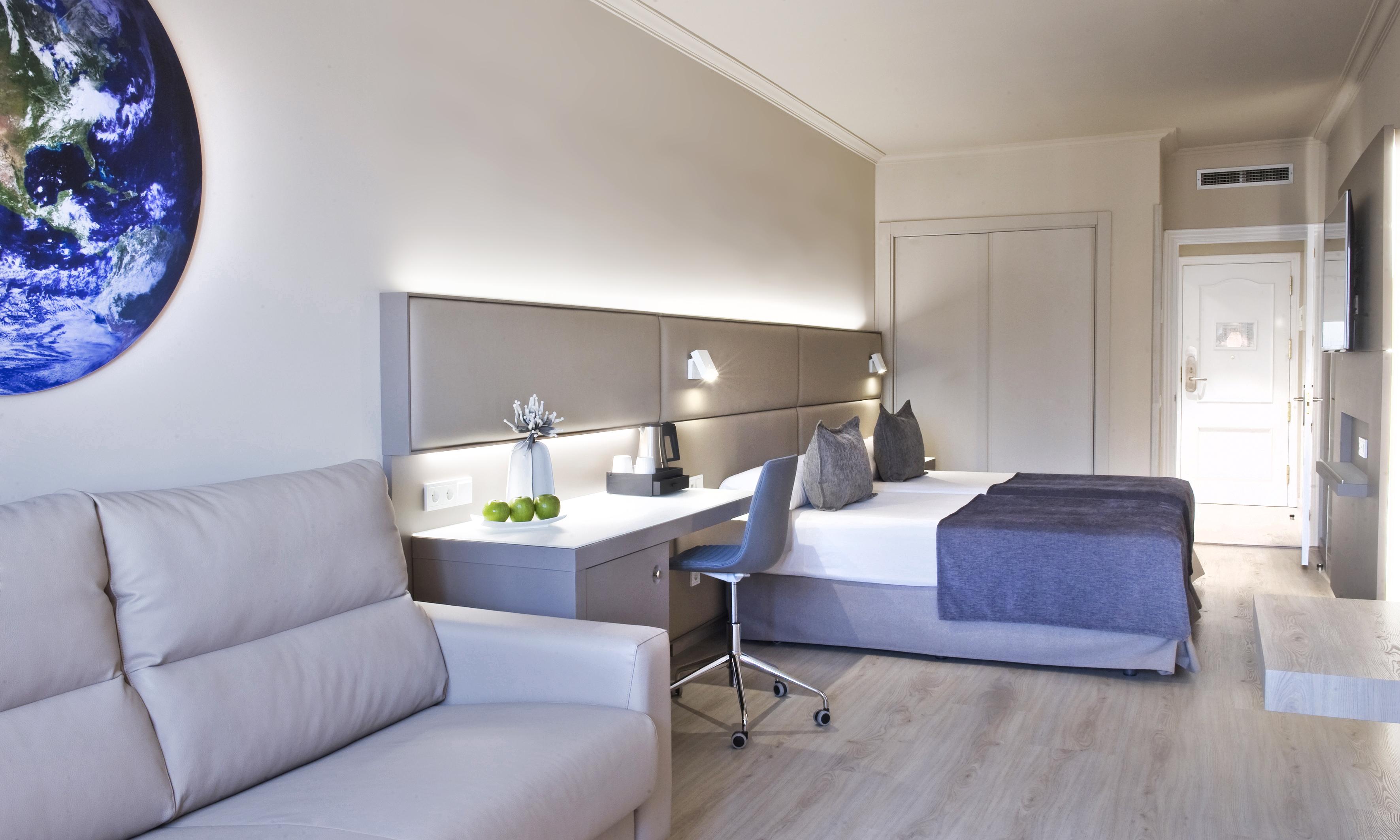 Hotel Sallés Pere Iv 4*