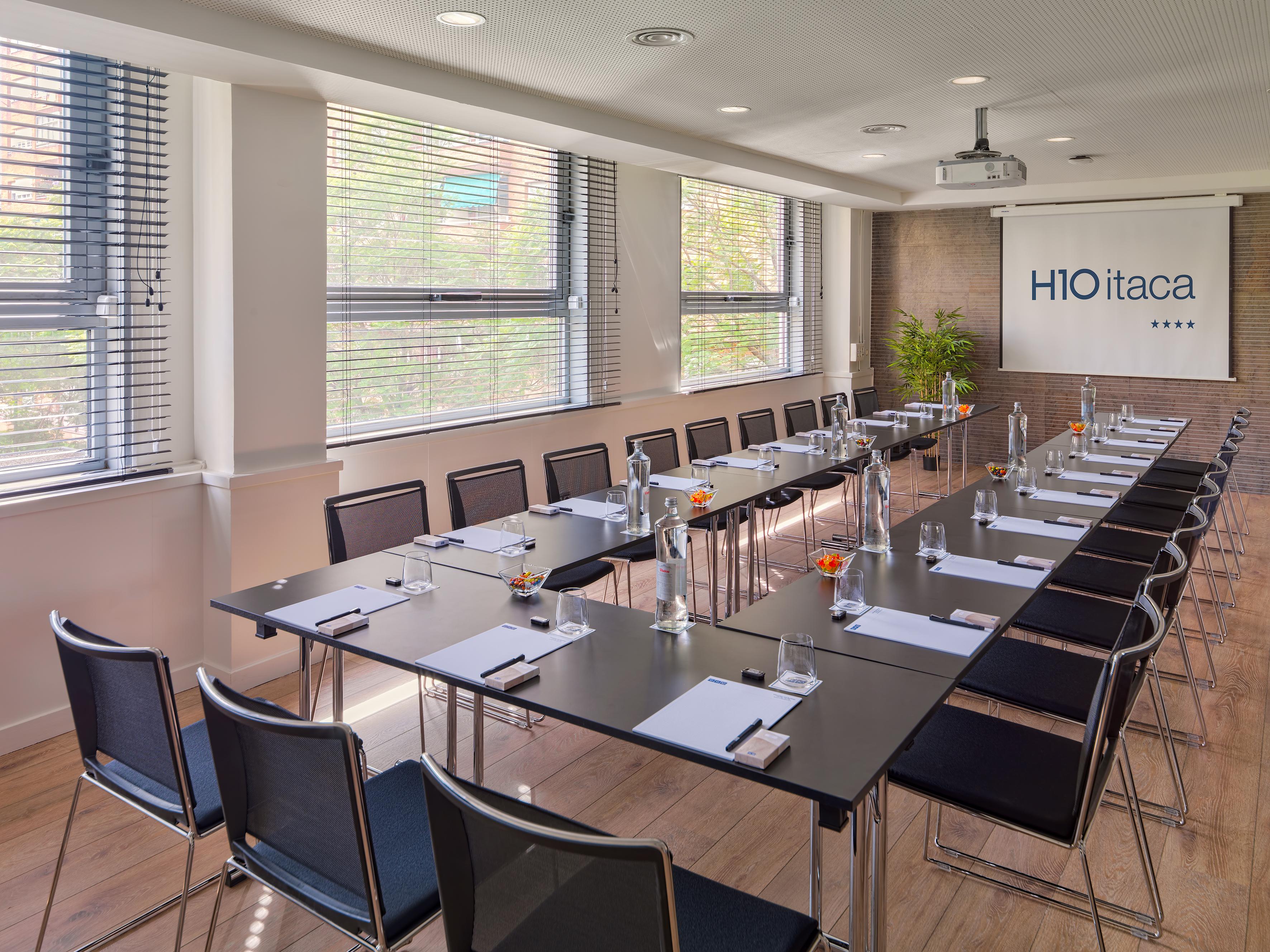 H10 Itaca Hotel 4*