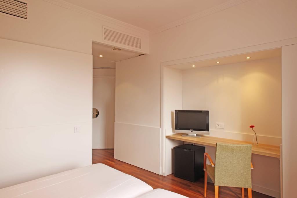 Chic & Basic Velvet Hotel 3*