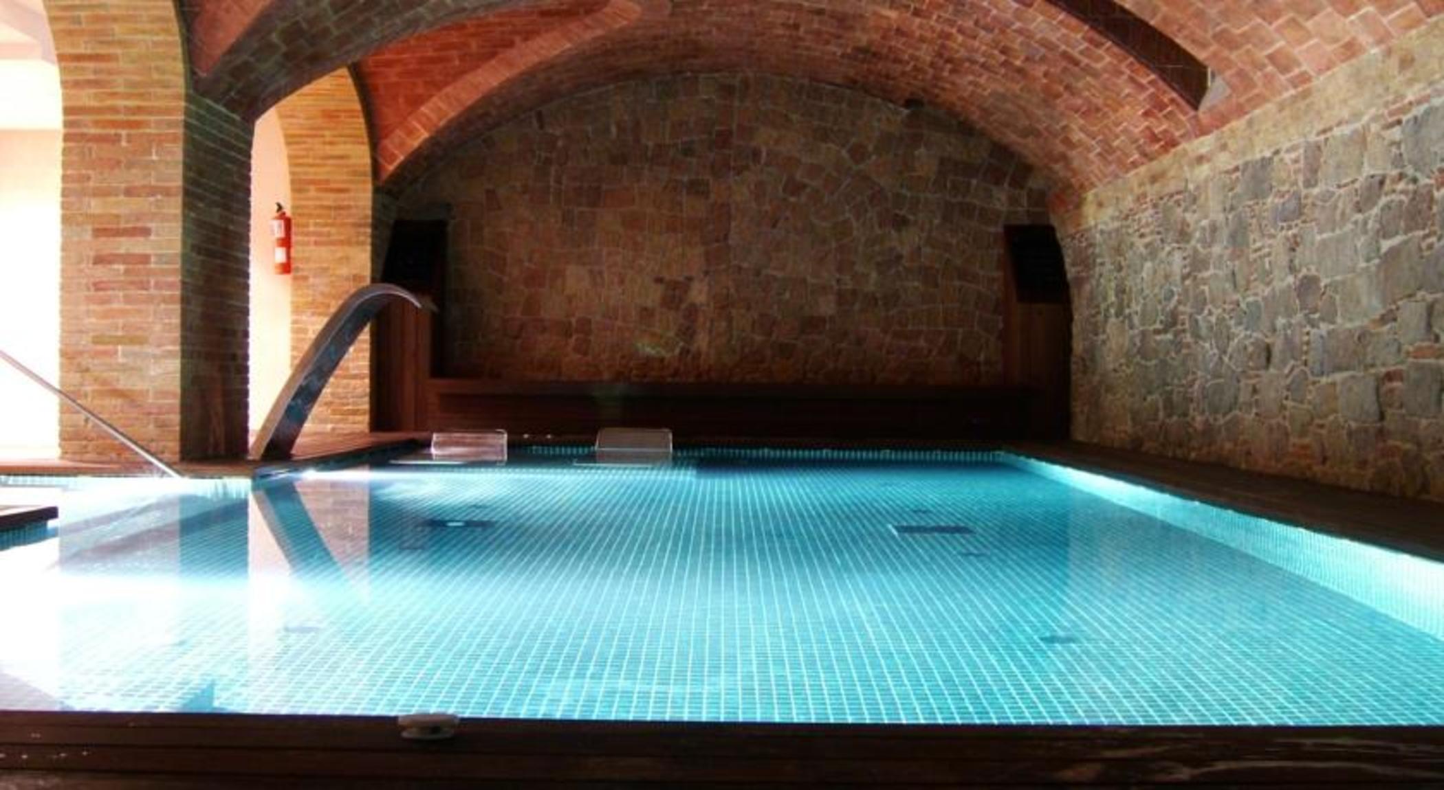 1898 Hotel 4*