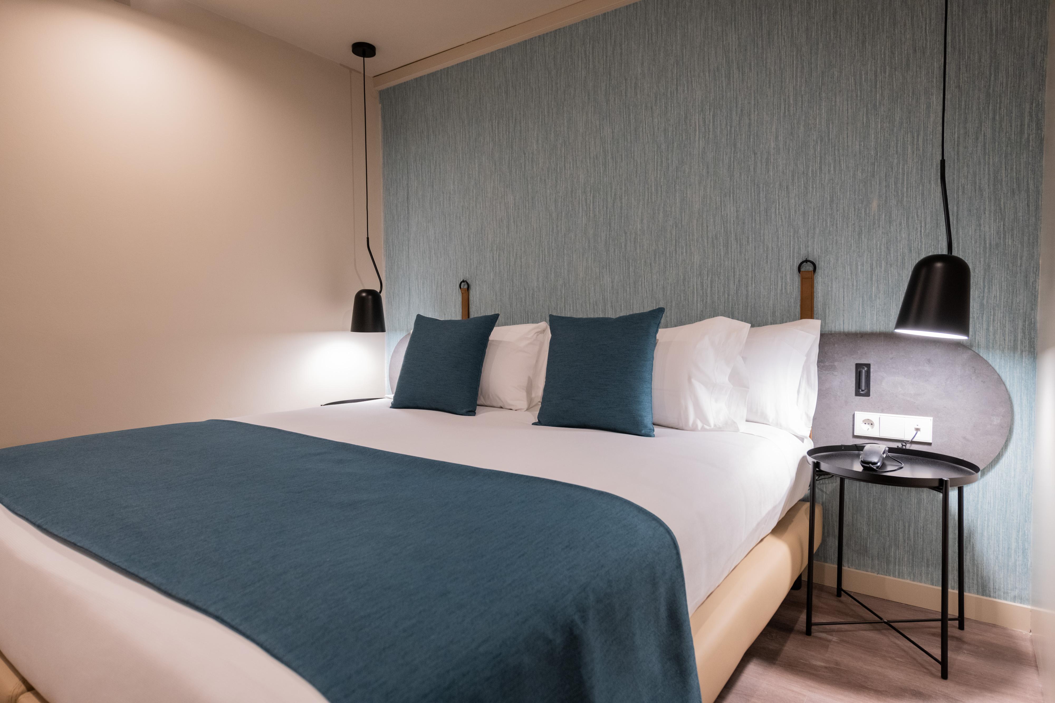 Atenea Rekord Hotel 4*