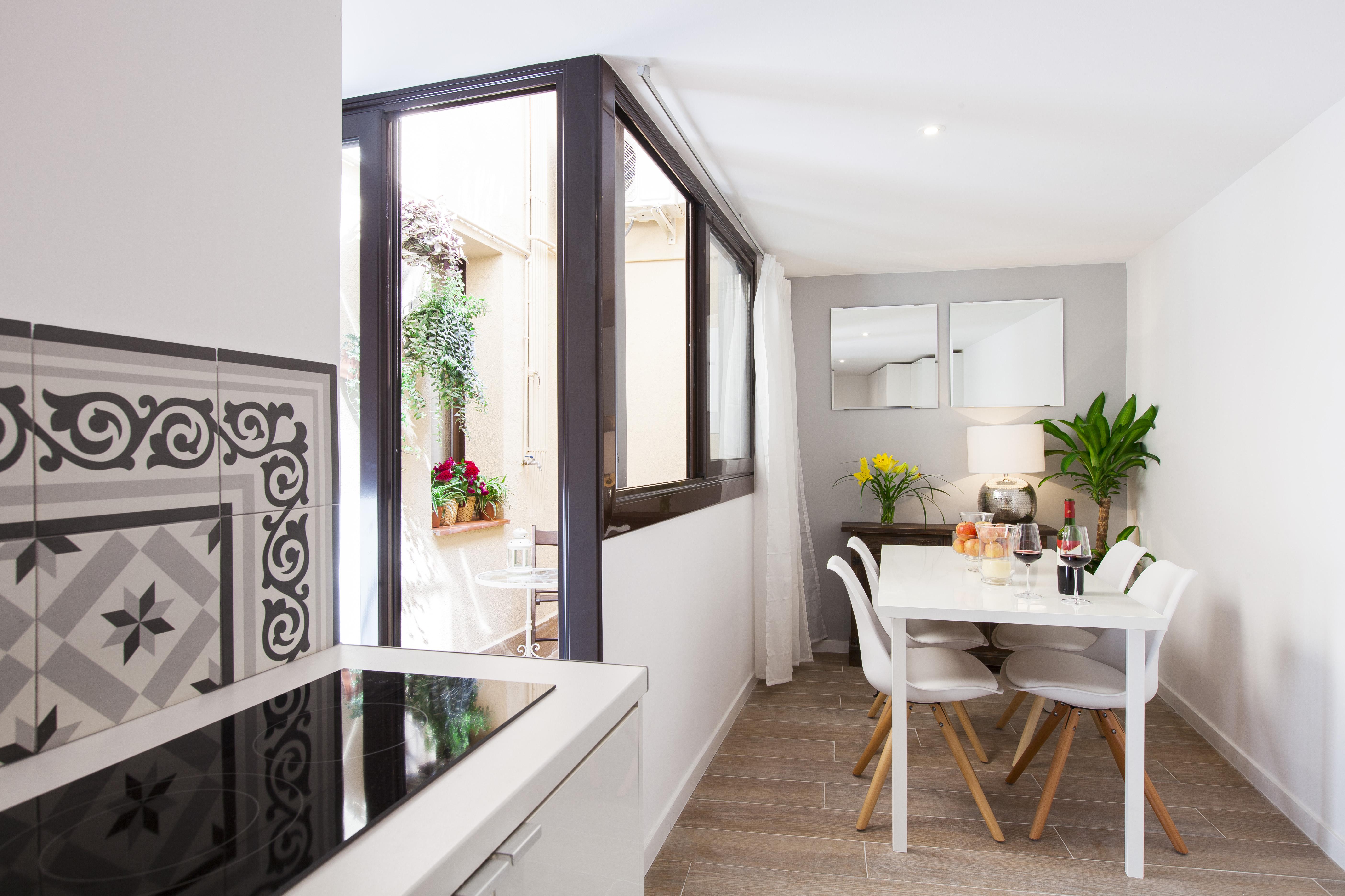 Apartment Aspasios Charming Flats