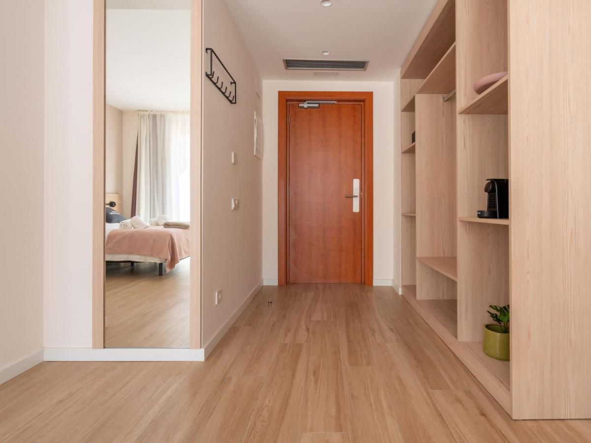 Hotel Limehome Carrer De Besalú 82 *