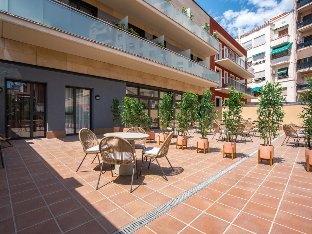 Limehome Carrer De Besalú 82 Hotel