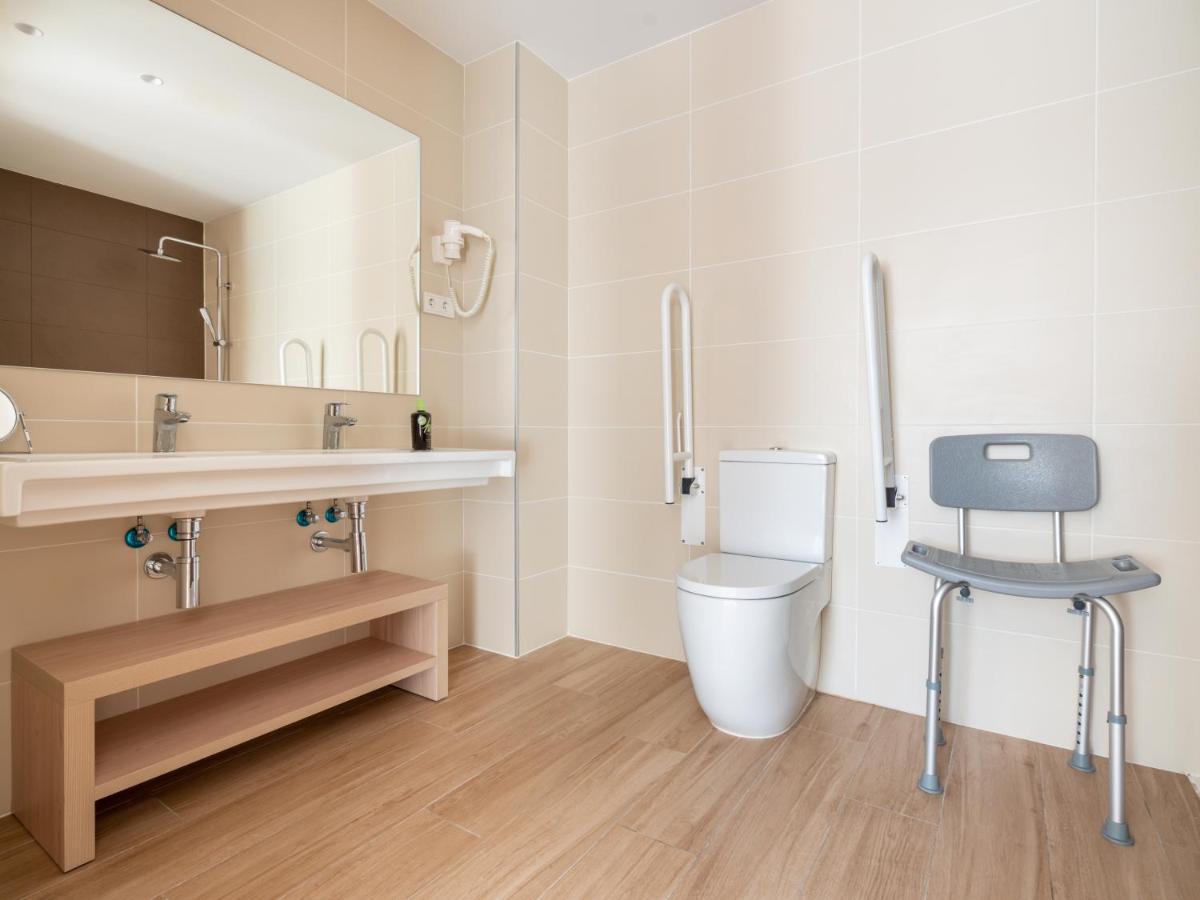 Hotel Limehome Carrer De Besalú 82 *