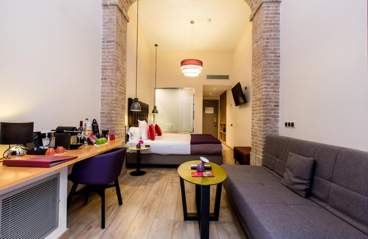 Leonardo Ramblas Hotel