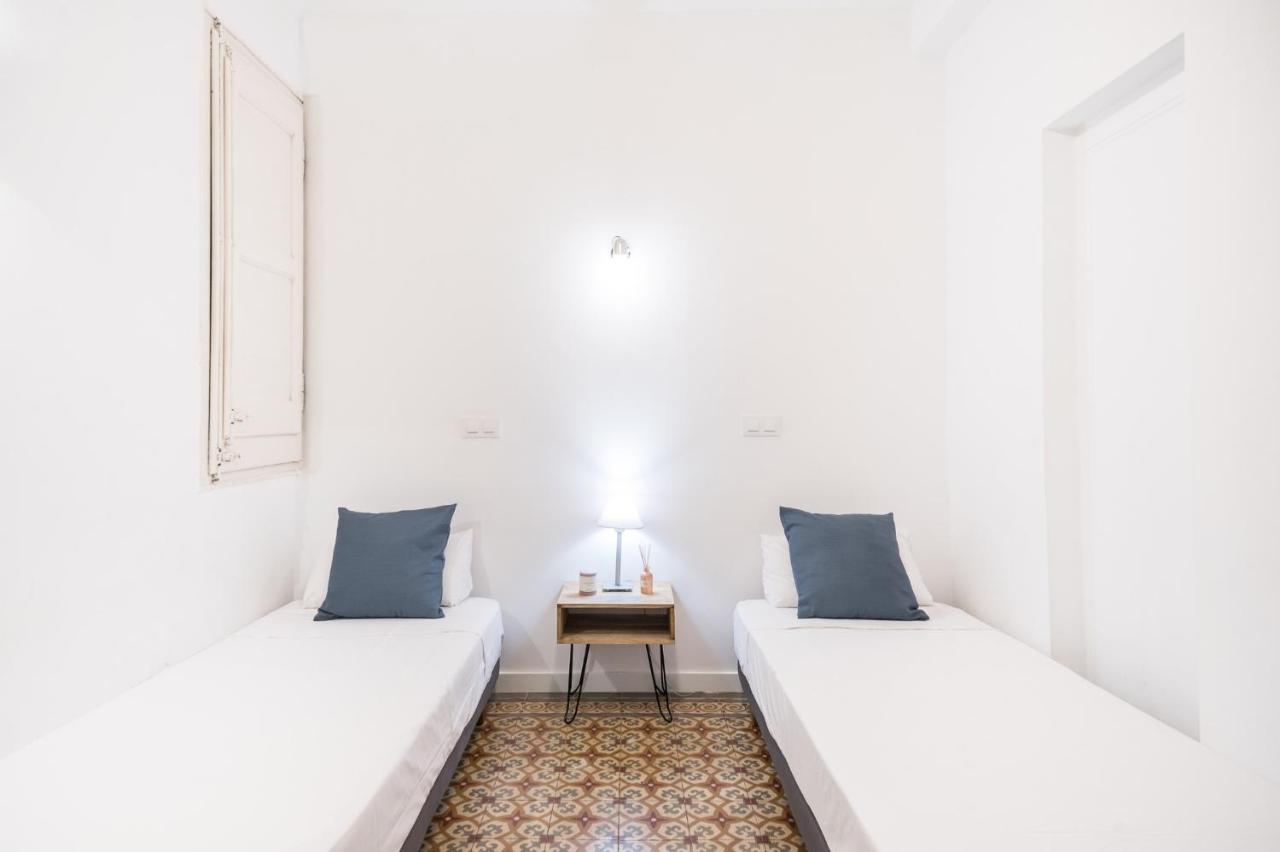 Spacious 3 Bed In The Heart Of Sant Antoni Apartment