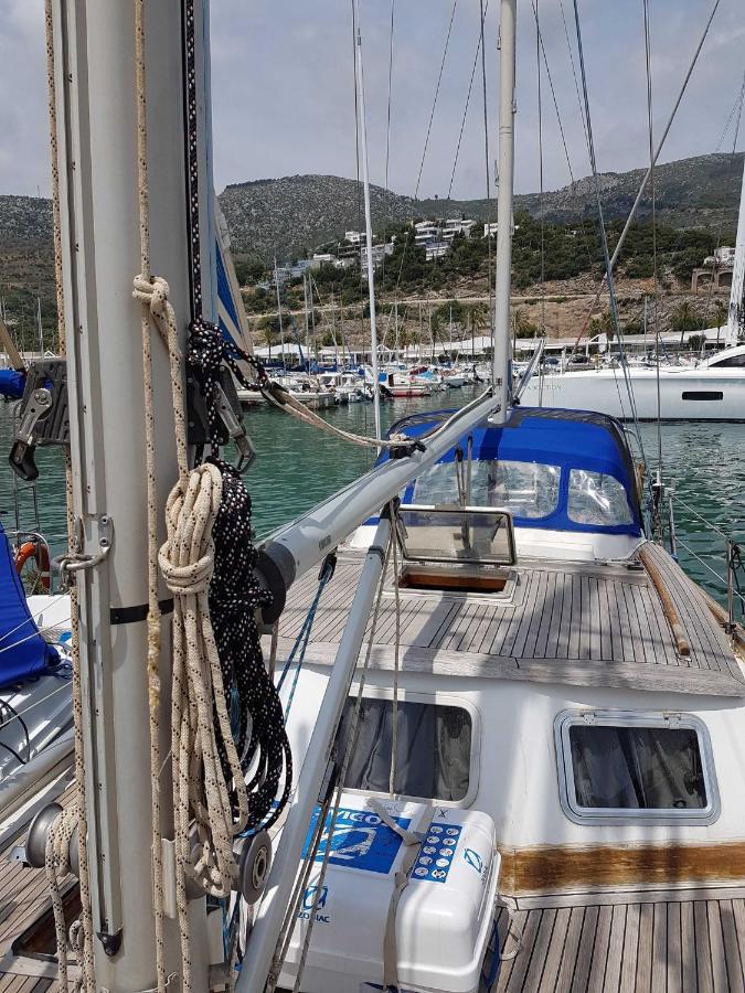 Hotel en barco On A Beautiful Ocean Going Classic Schooner! *