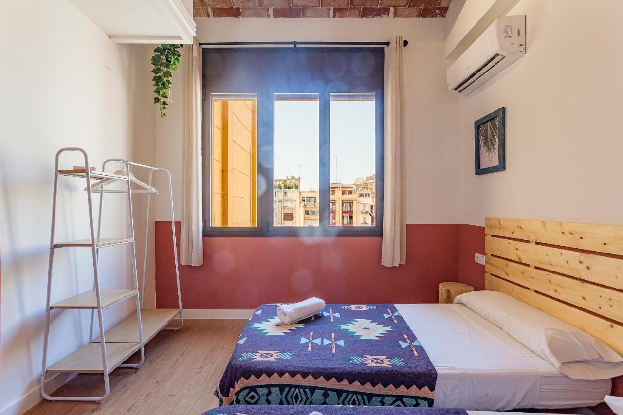 Hostal Bird House Barcelona