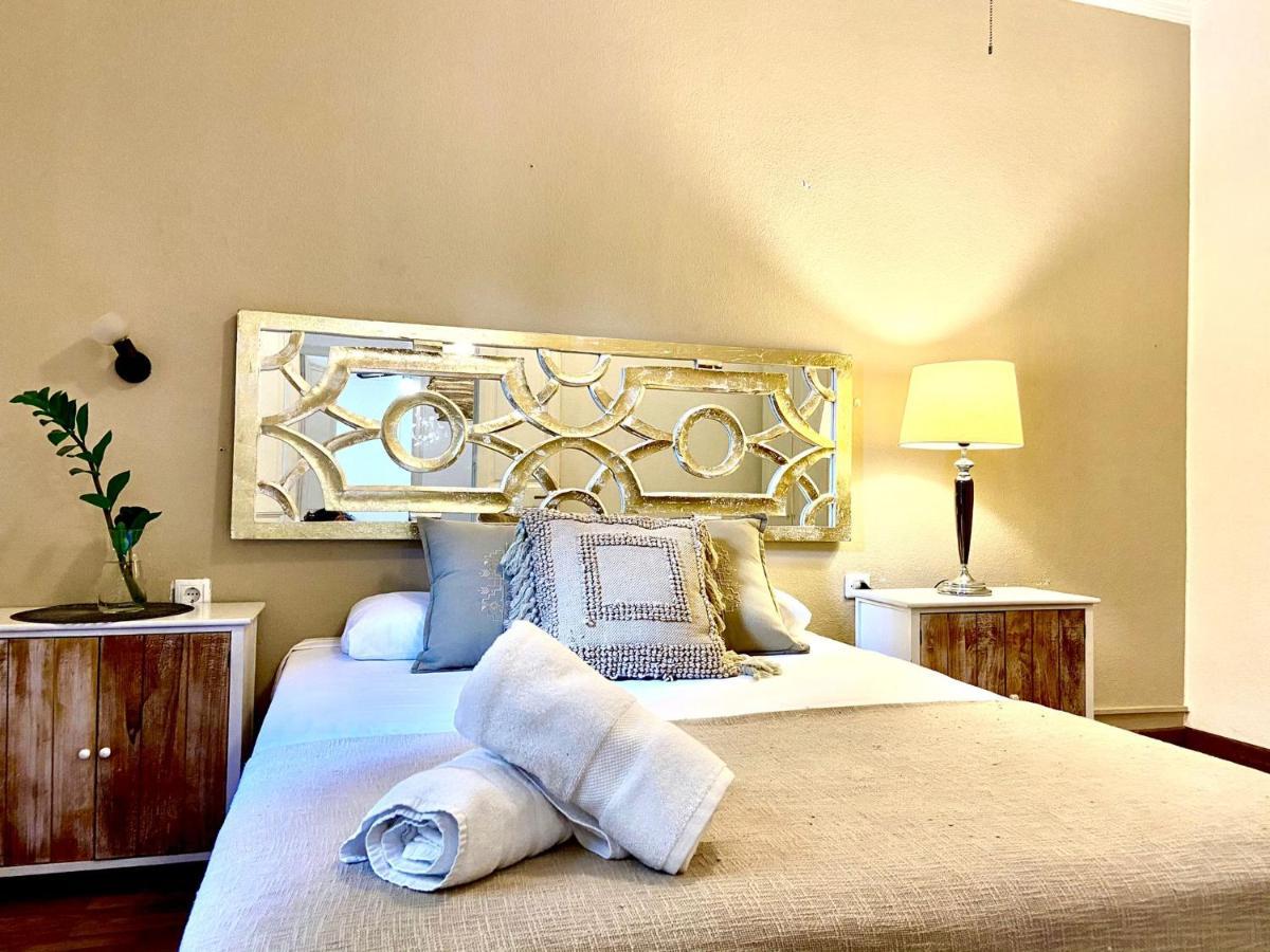 Alani Montjuic Hostal