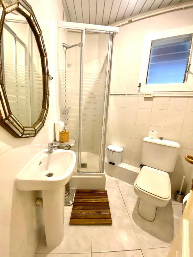 Alani Montjuic Hostal *