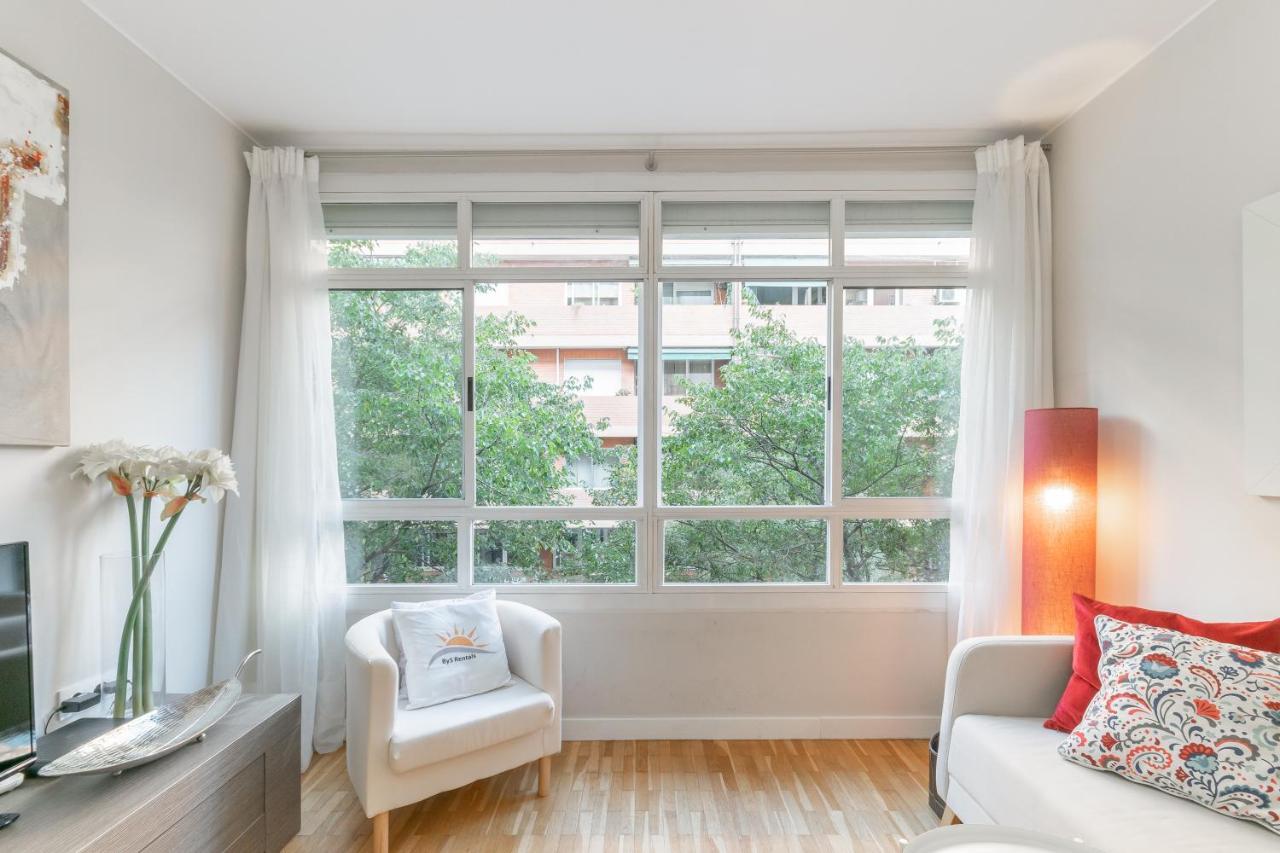 Elegance Barcelona Rentals Apartment *