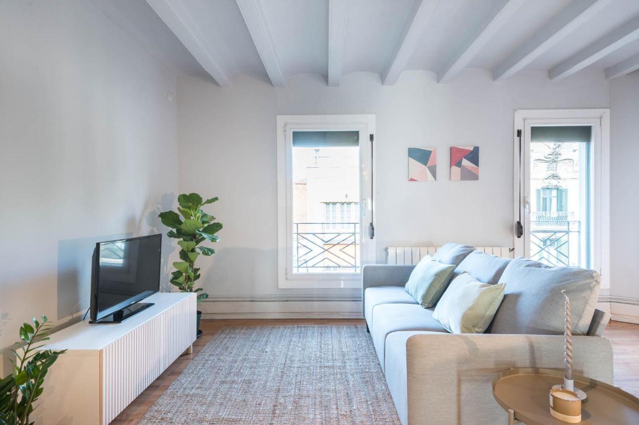 Fall In With Bcn In The Location Apartamento *