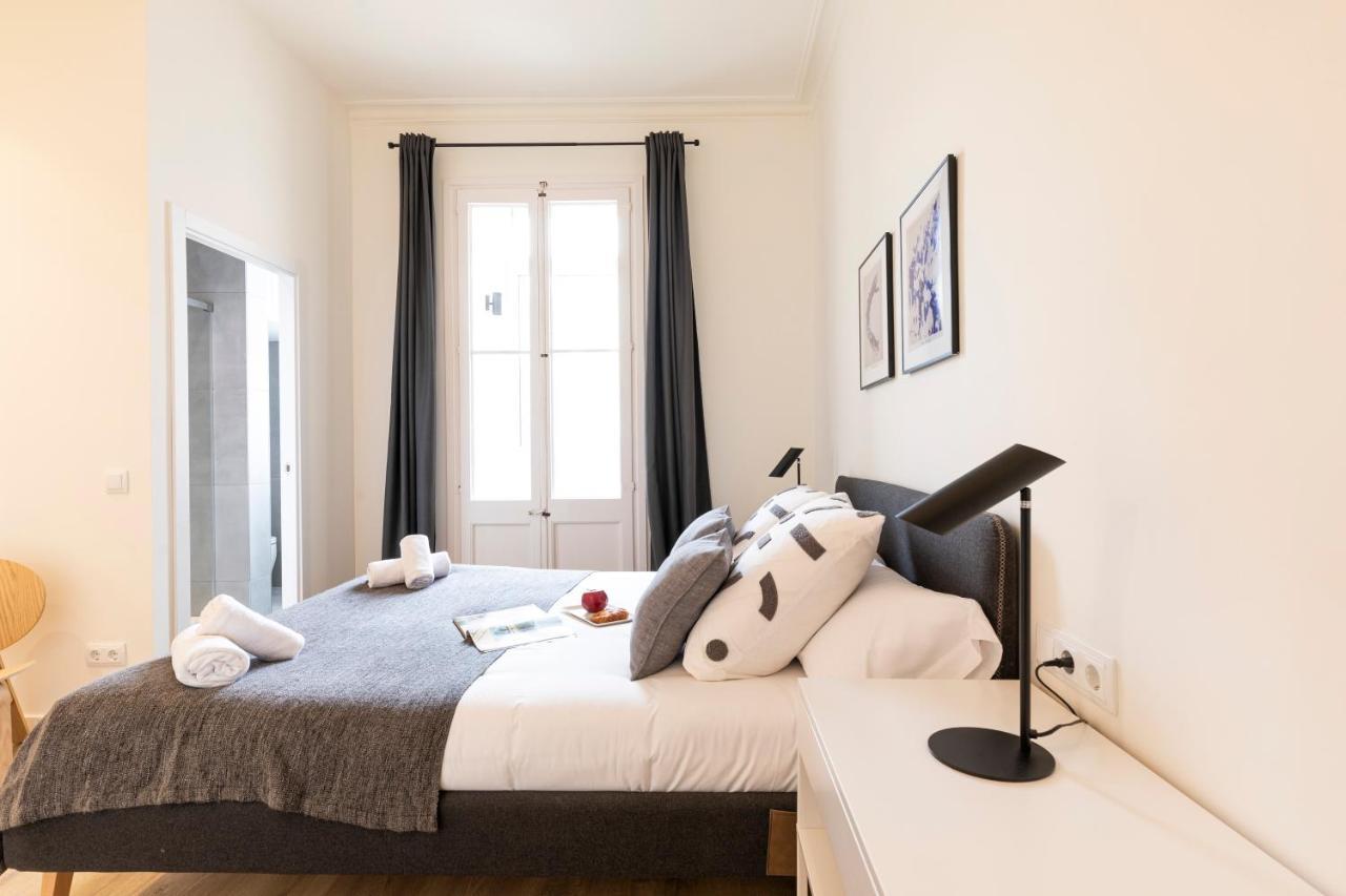 Ab Centric Universitat Apartamento *