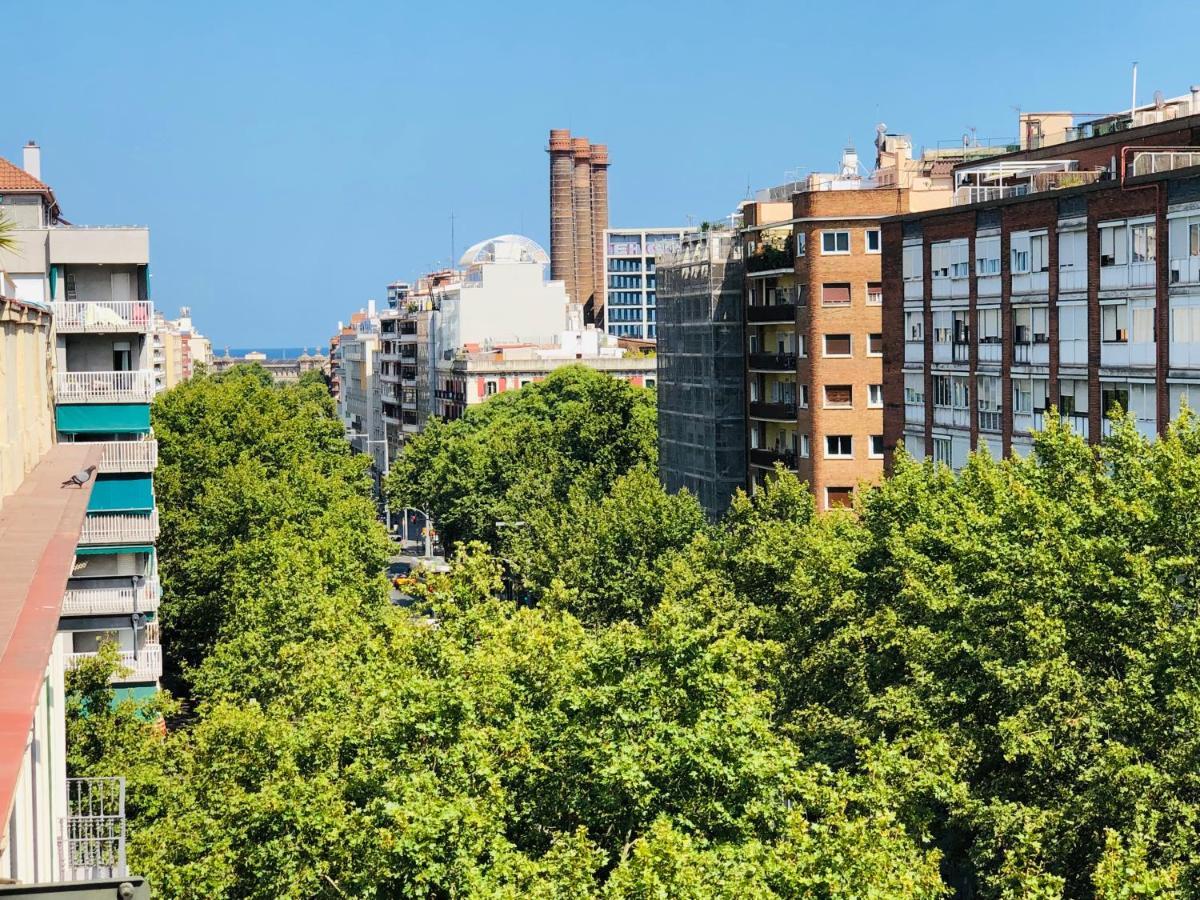 Your Second In With Private And Private Bathroom Close To Montjuic, Pl Espana, La Rambla, Ferry Port * Barcelona