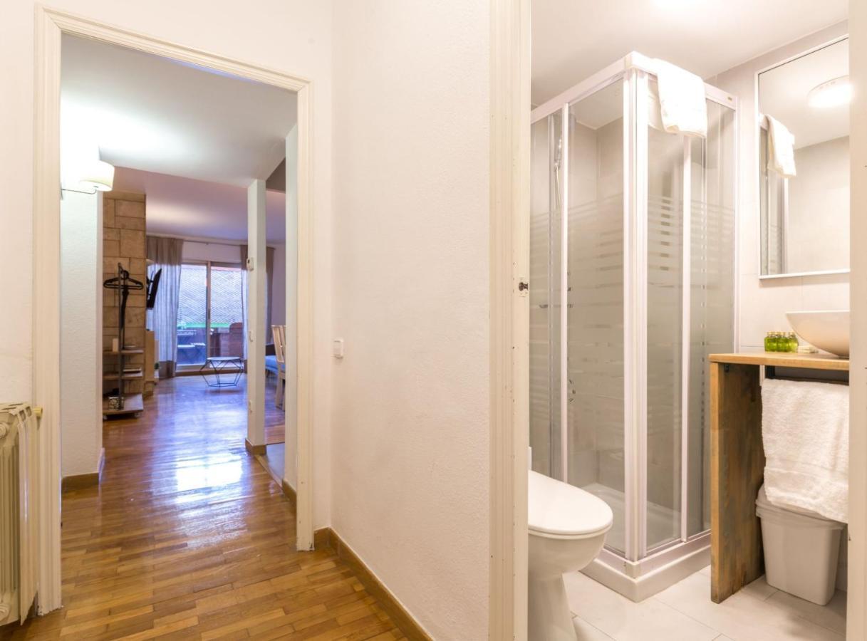Find Calm At Cozy Sanctuary With Terrace