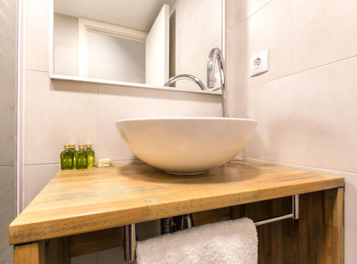 Find Calm At Cozy Sanctuary With Terrace Apartamento *