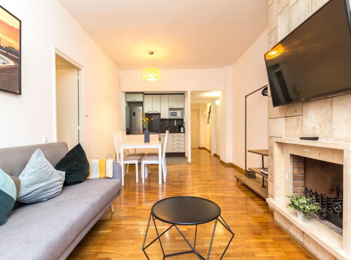 Find Calm At Cozy Sanctuary With Terrace Apartamento *