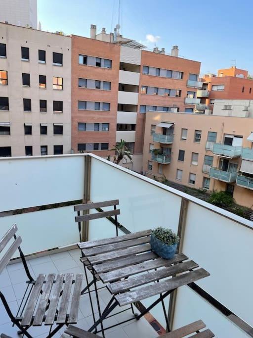 New! Amazing 2 Bedroom In Rambla Del Poblenou Apartamento