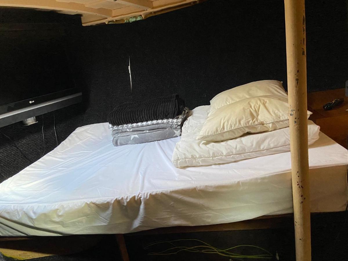 Fantastic Sailing Boat To Sleep In *