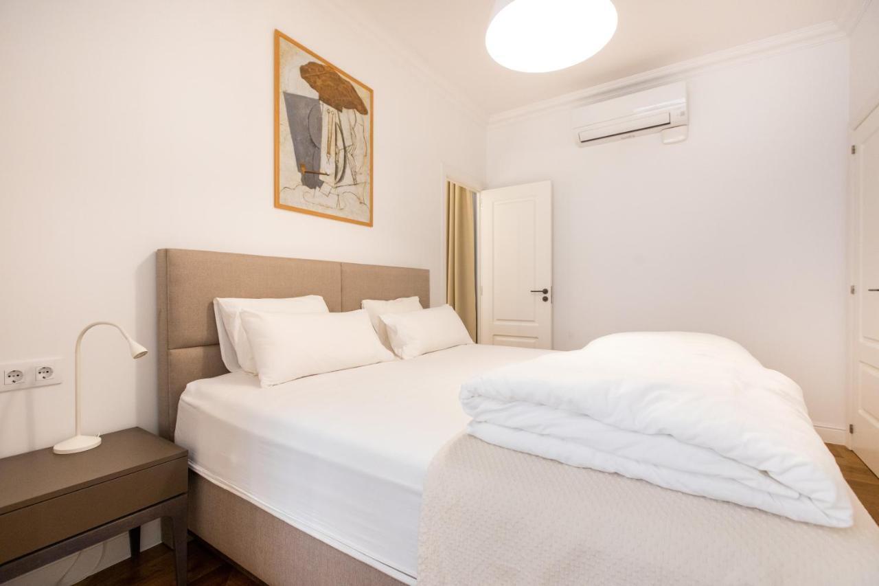 Majestic 4br/4bath In Sagrada Familia Area *