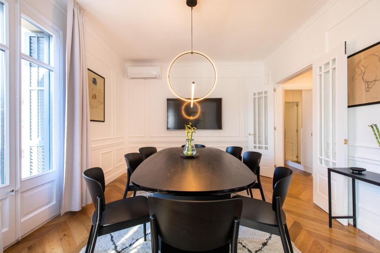 Apartamento Majestic 4br/4bath In Sagrada Familia Area Barcelona
