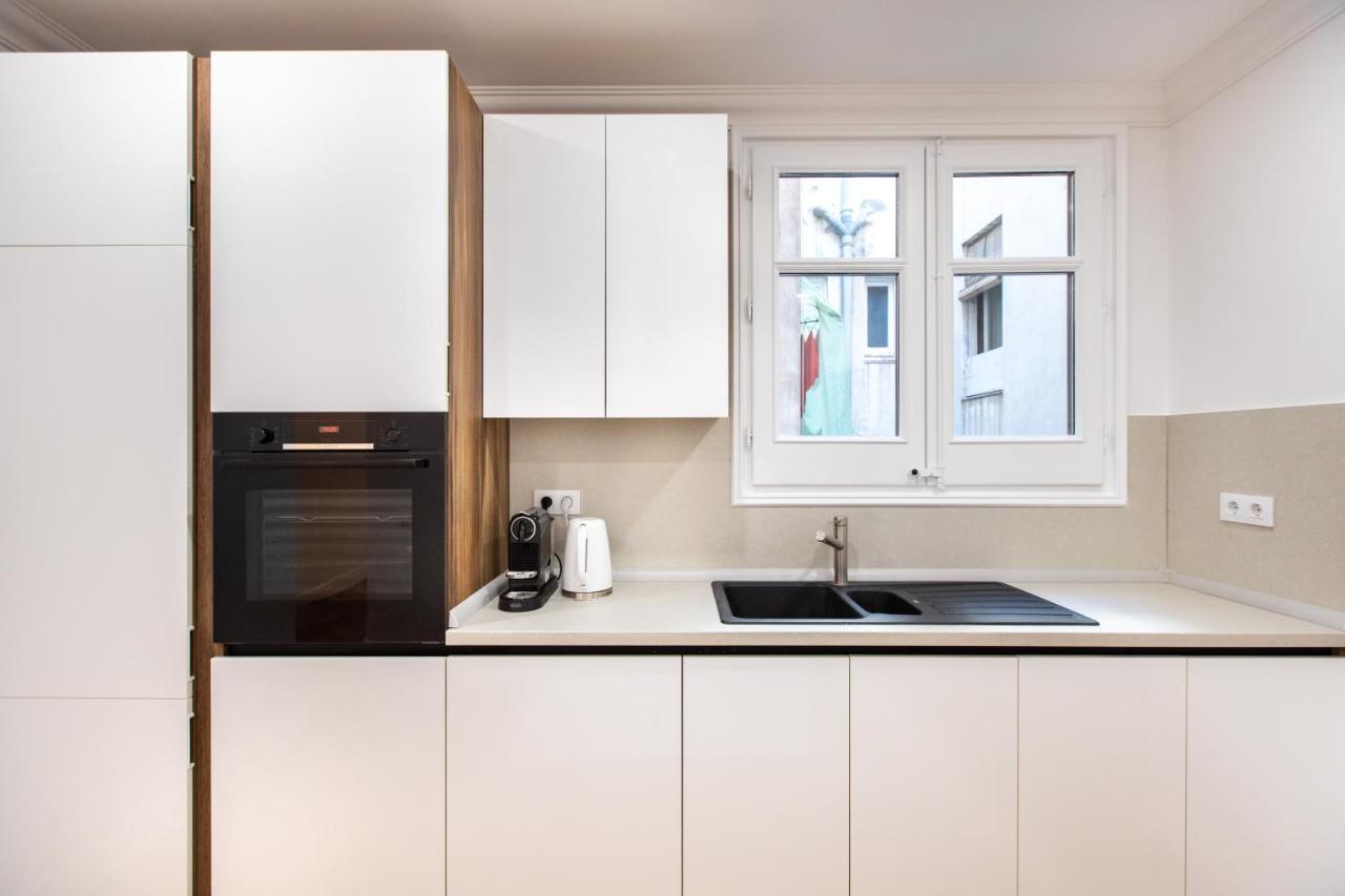 Majestic 4br/4bath In Sagrada Familia Area Apartamento