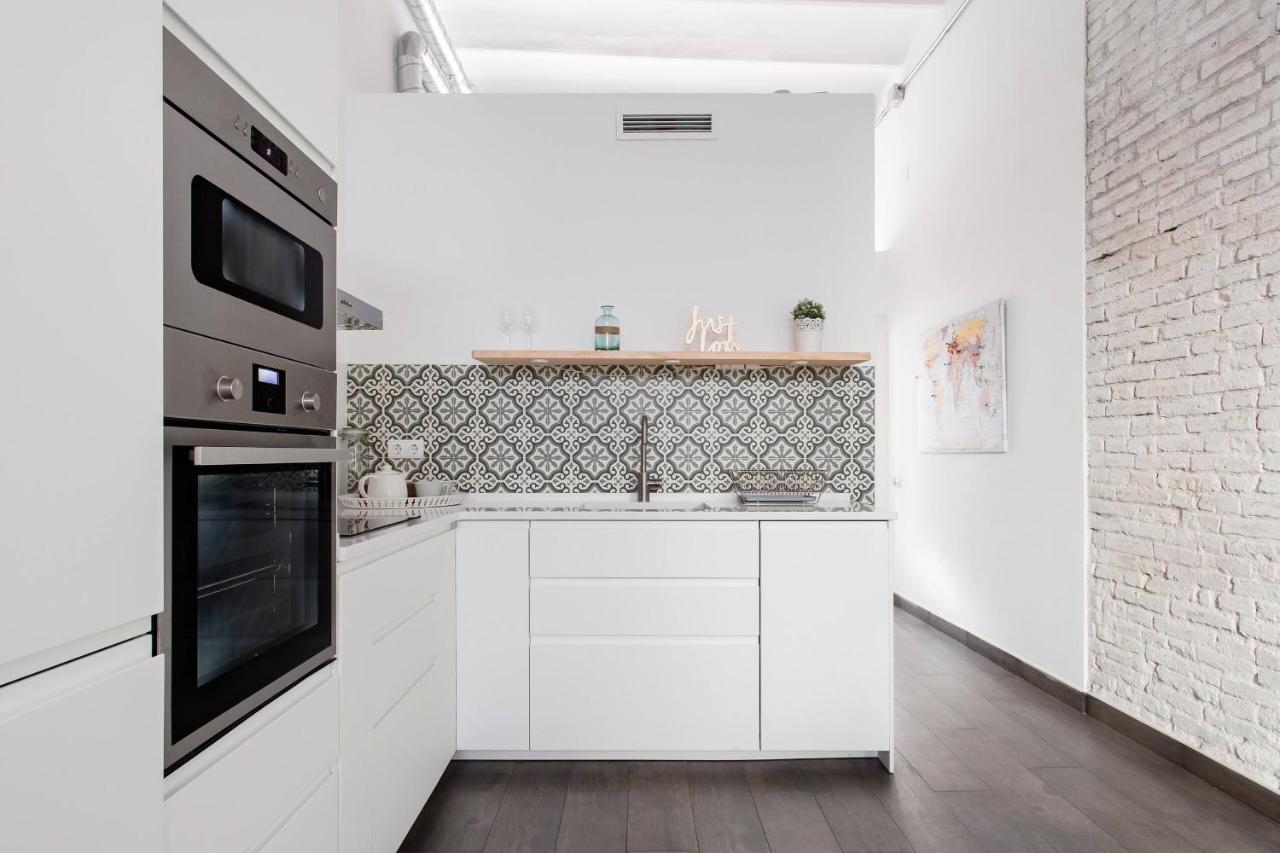 Stylish With Terrace For Couple Or Family Barcelona