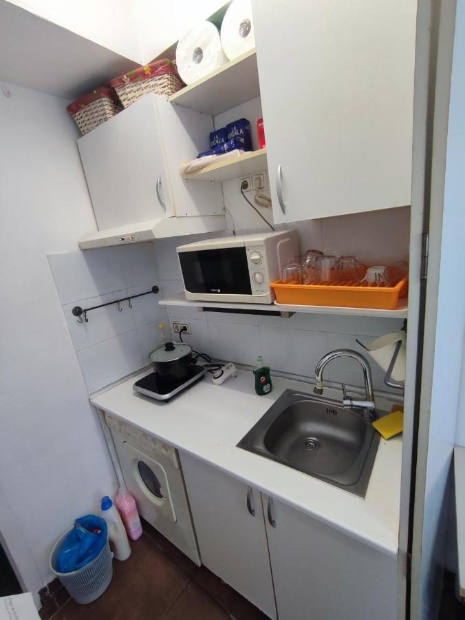 Nice Flat Within Walking Range To The Beach Barcelona