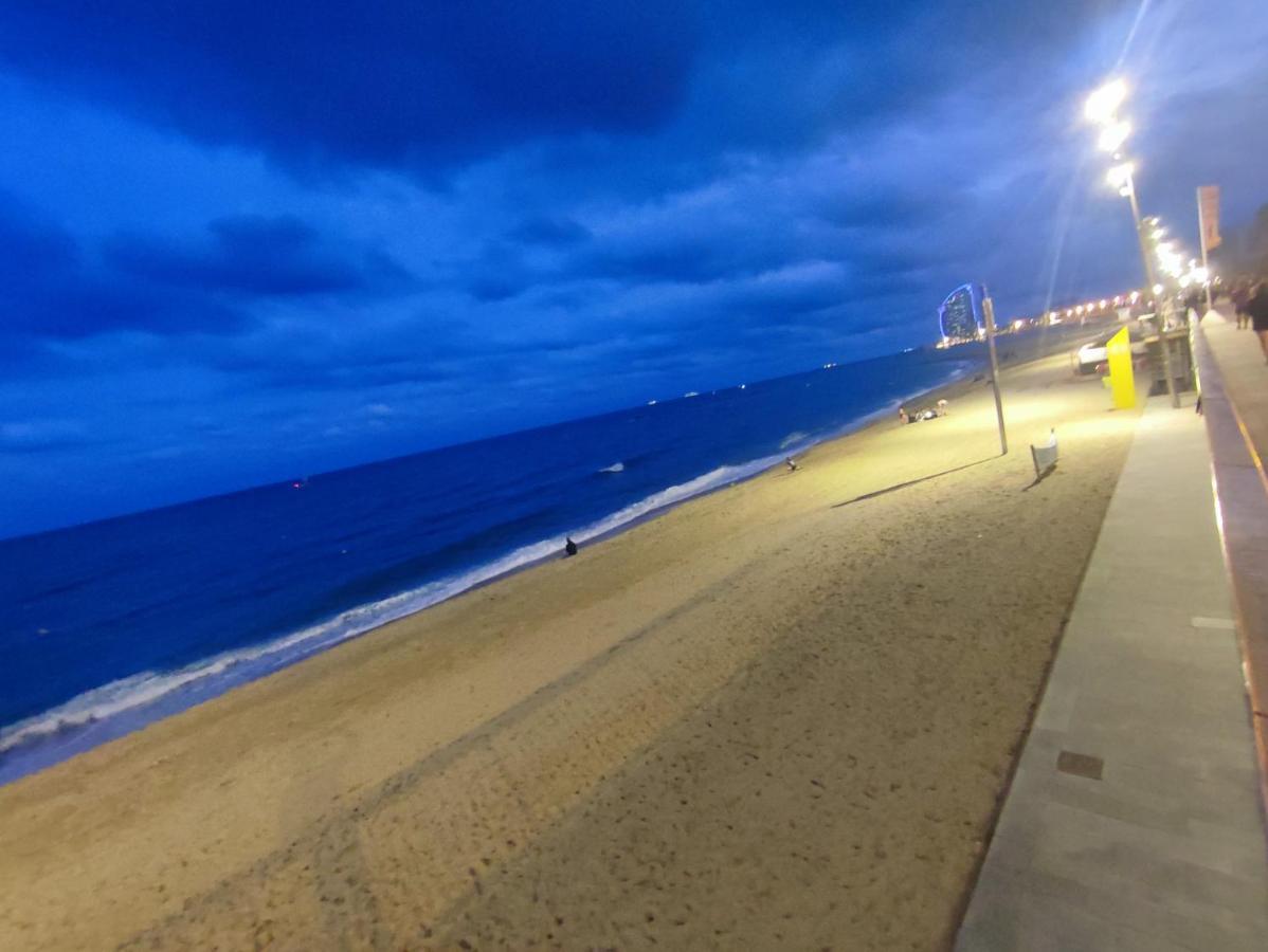 Apartamento Nice Flat Within Walking Range To The Beach *
