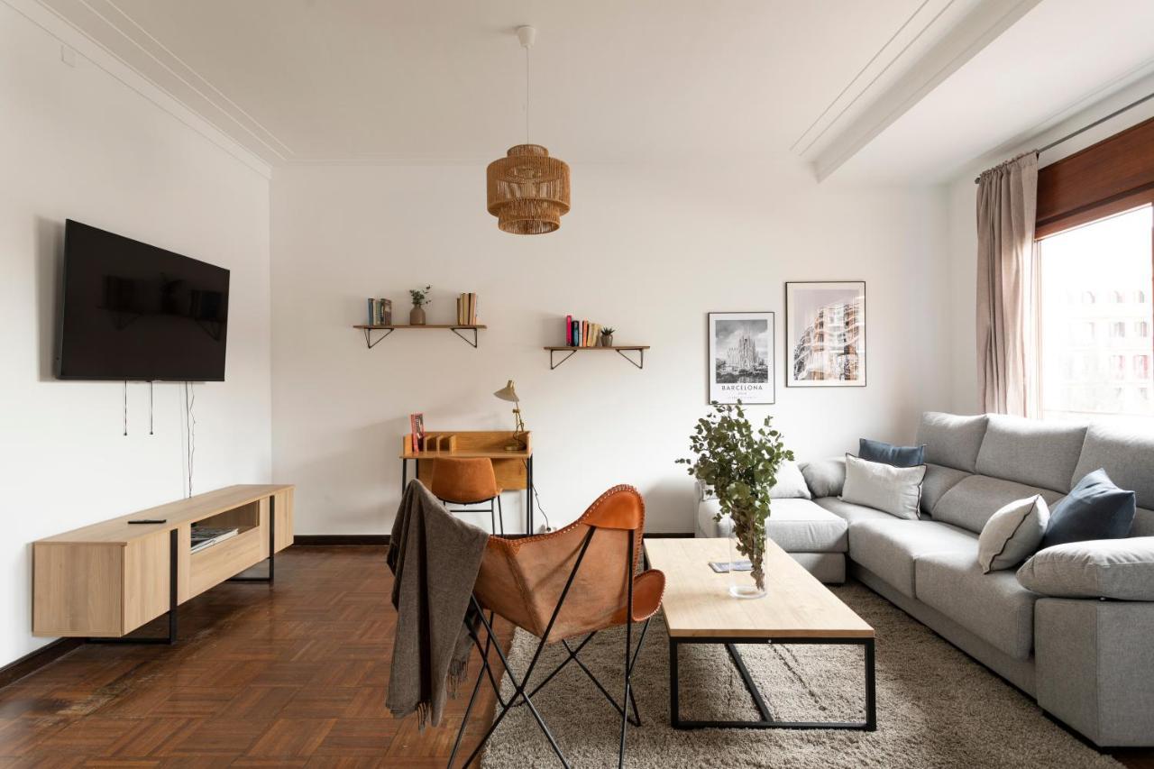 Ab Spacious Eixample Apartment Barcelona