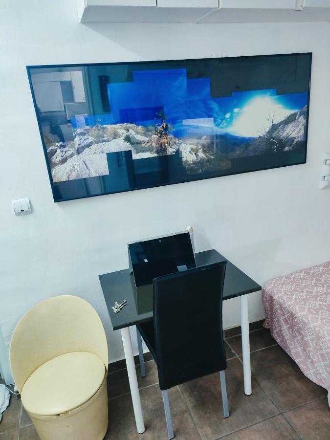 Nice Flat Within Walking Range To The Beach Apartamento