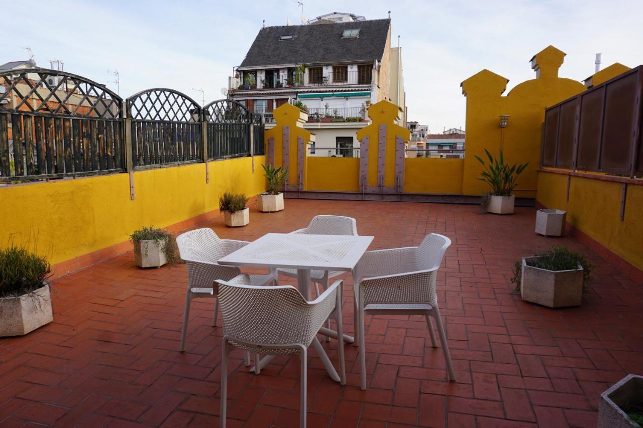 Sant Jordi Girona 97 Apartamento *