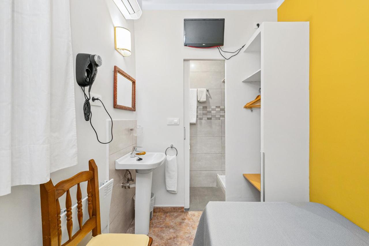 Pensión Santa Ana Barcelona