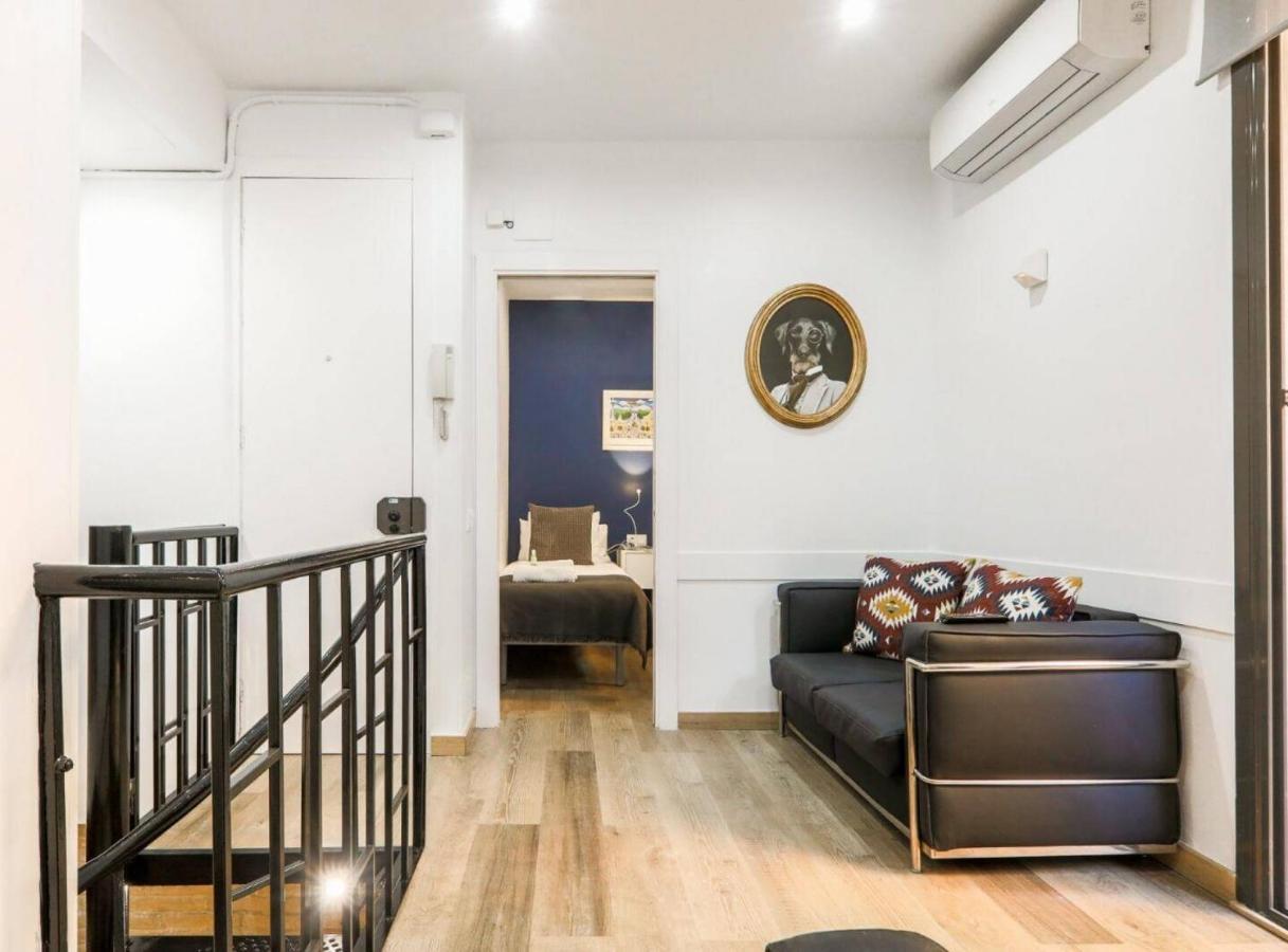 New Listing Duplex Near The Barceloneta * Barcelona
