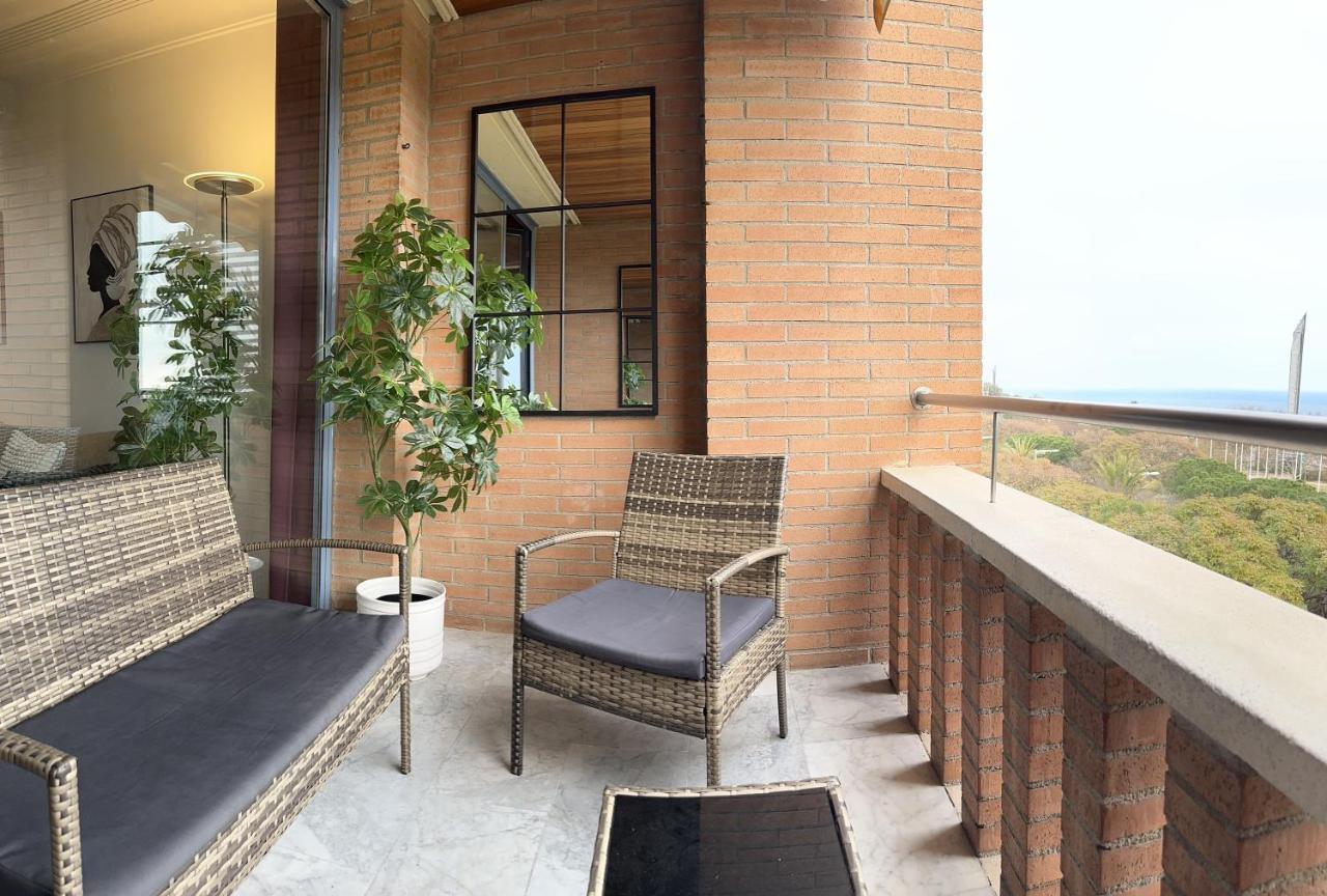 Lets Holidays Sea Views In Apartamento Barcelona