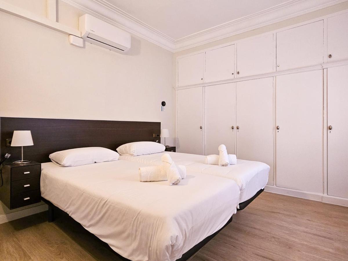 Classbedroom Park Gueell *