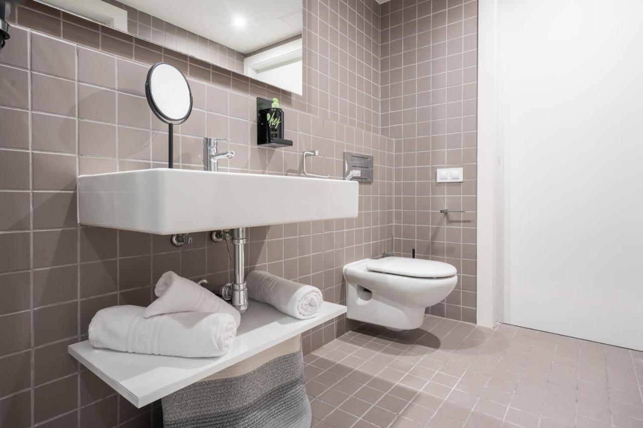 Limehome Rector Triado Apartamento *