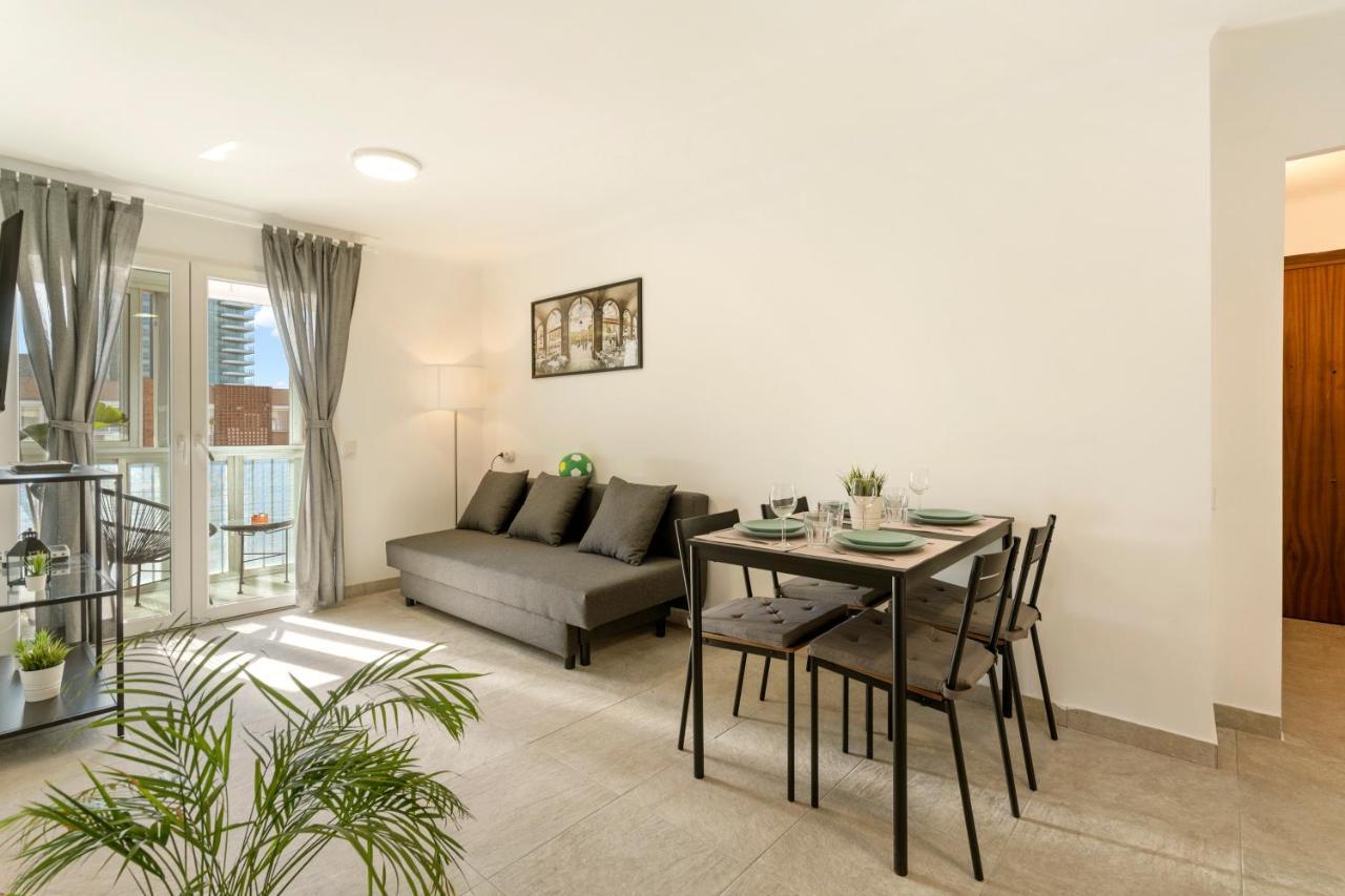 Cerca De La Playa Apartment *