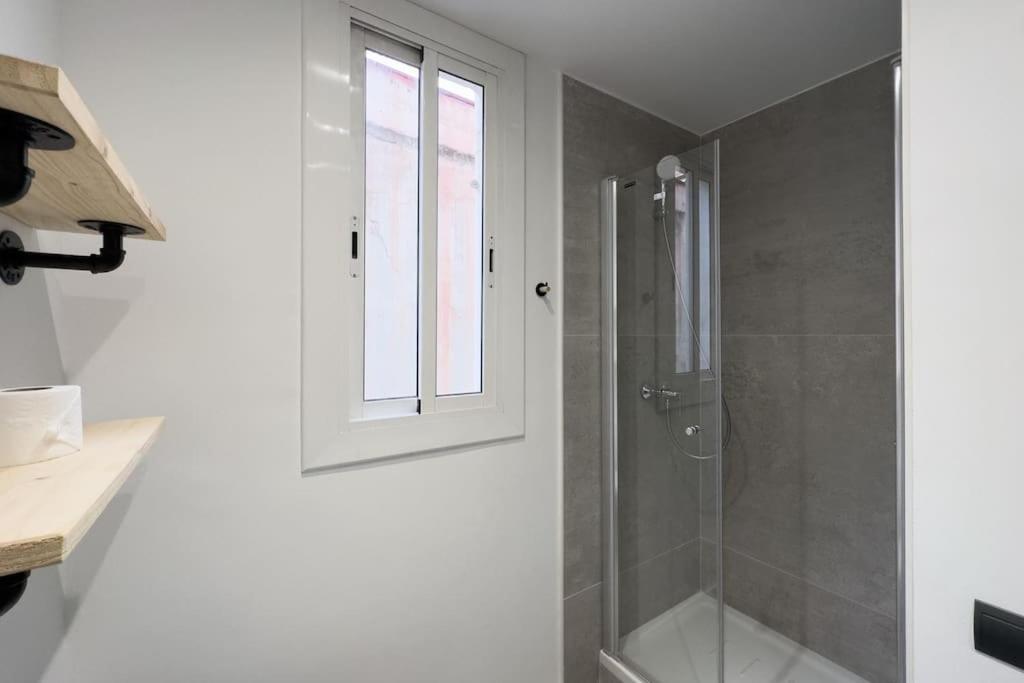 Bebarceloner Sants - 2 Bedrooms Barcelona