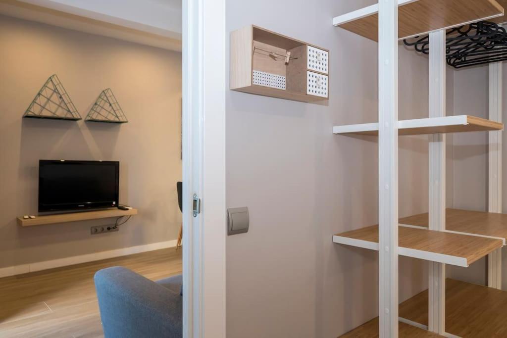 Apartamento Bebarceloner Sant Andreu - 3 Bedrooms With Terrace *